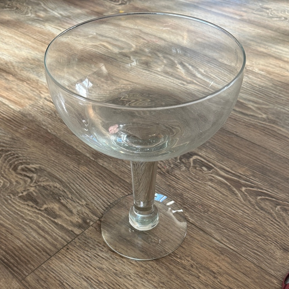 Elegant Clear Glass Goblet